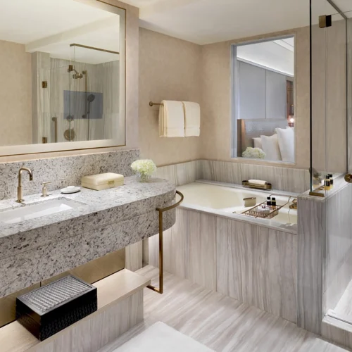 01- EMC - Four seasons Hotel