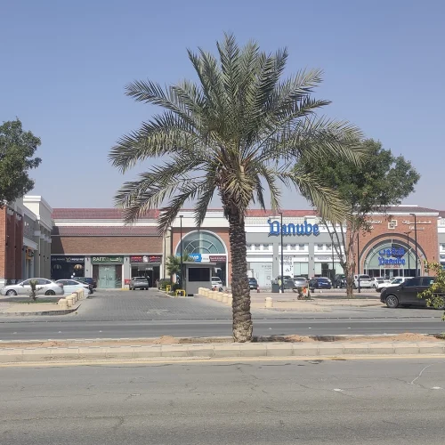 07 - EMC - AL MUGHARAZAT PLAZA